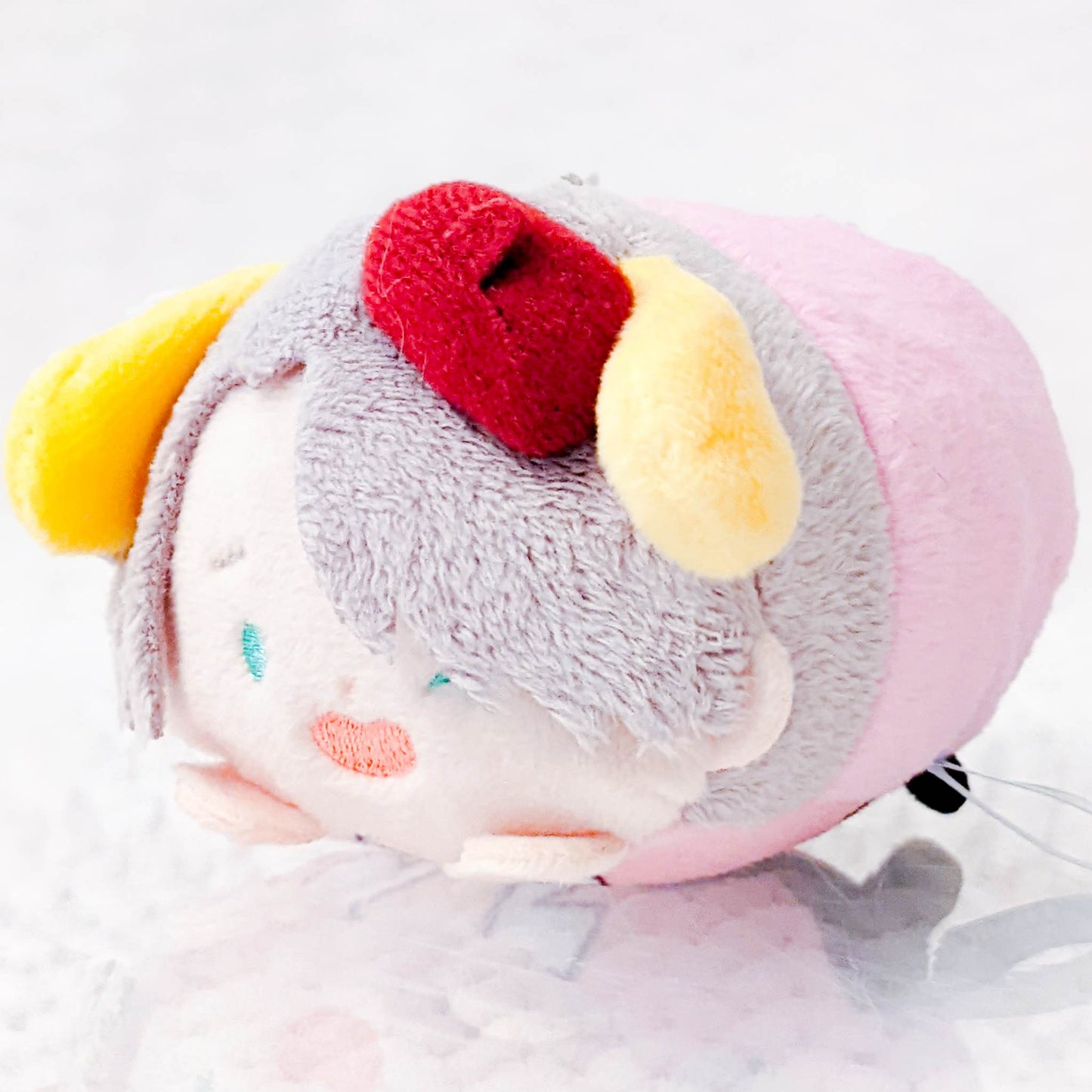 Victor Nikiforov x Pompompurin - Yuri!!! On Ice x Sanrio Anime Plush Mochi Keychain