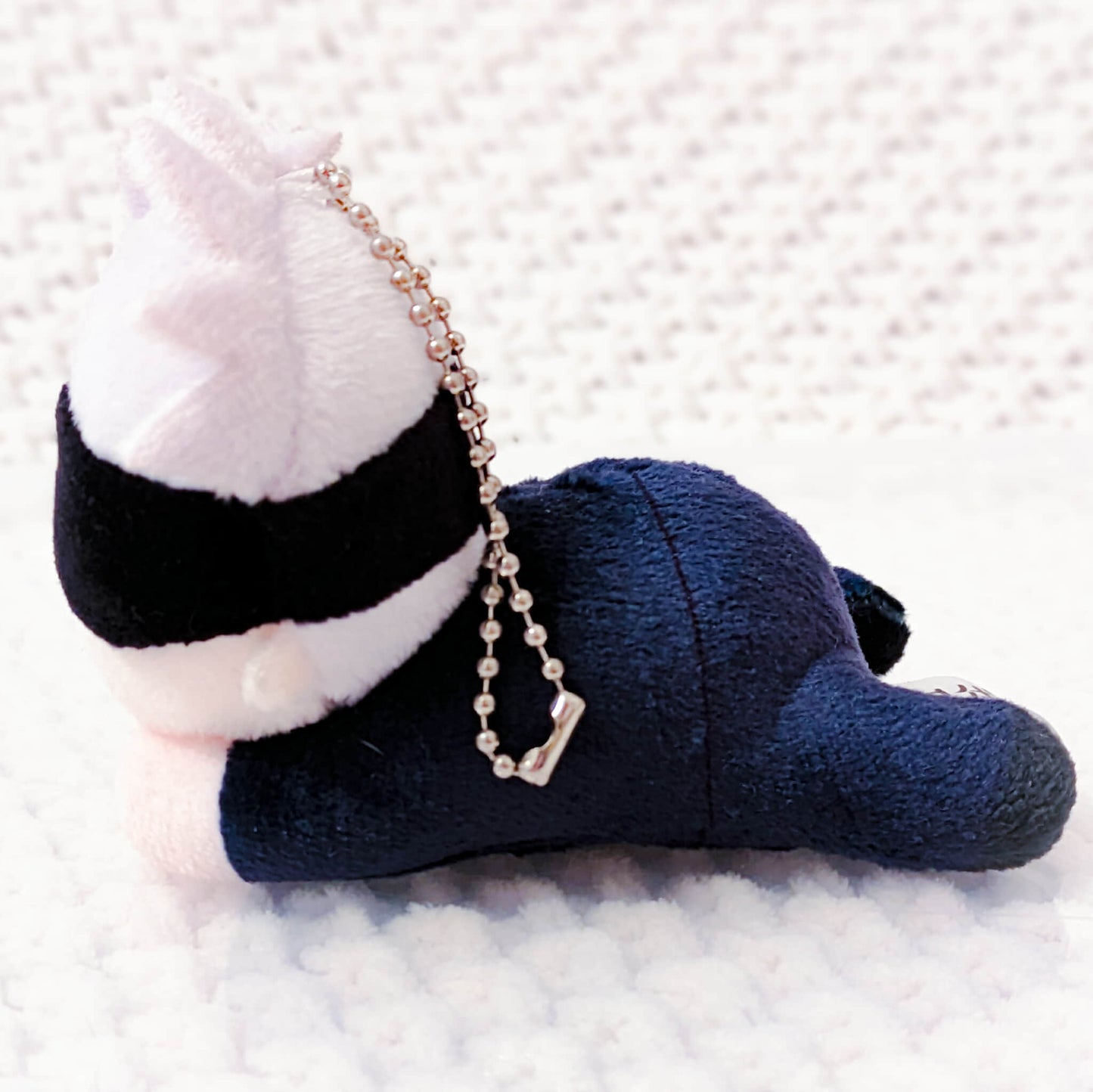 Satoru Gojo - Jujutsu Kaisen Anime Hug Chara Plush Keychain