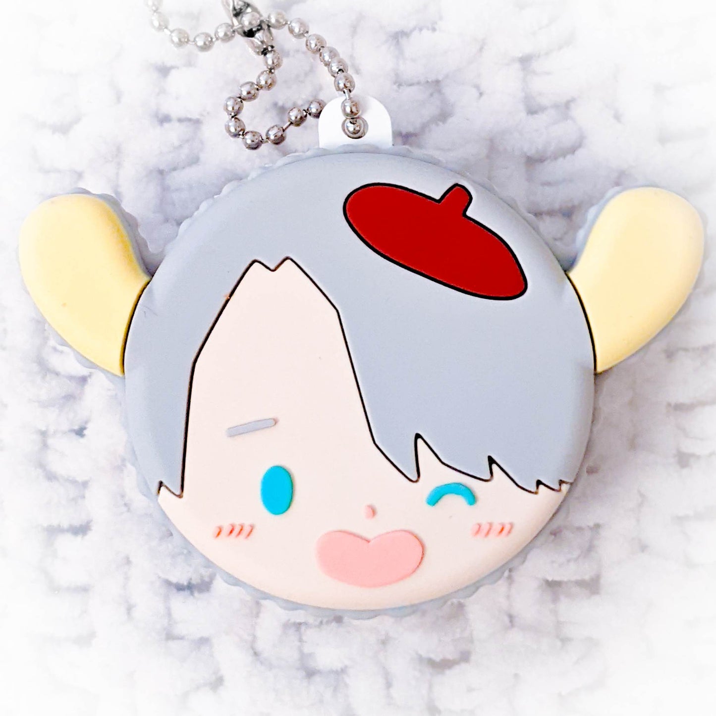 Victor Nikiforov x Pompompurin - Yuri!!! On Ice x Sanrio Macaron Rubber Keychain
