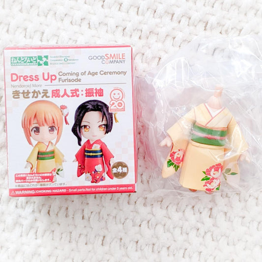 Nendoroid More Dress Up Outfit - Coming of Age Ceremony Kimono Furisode (YELLOW)