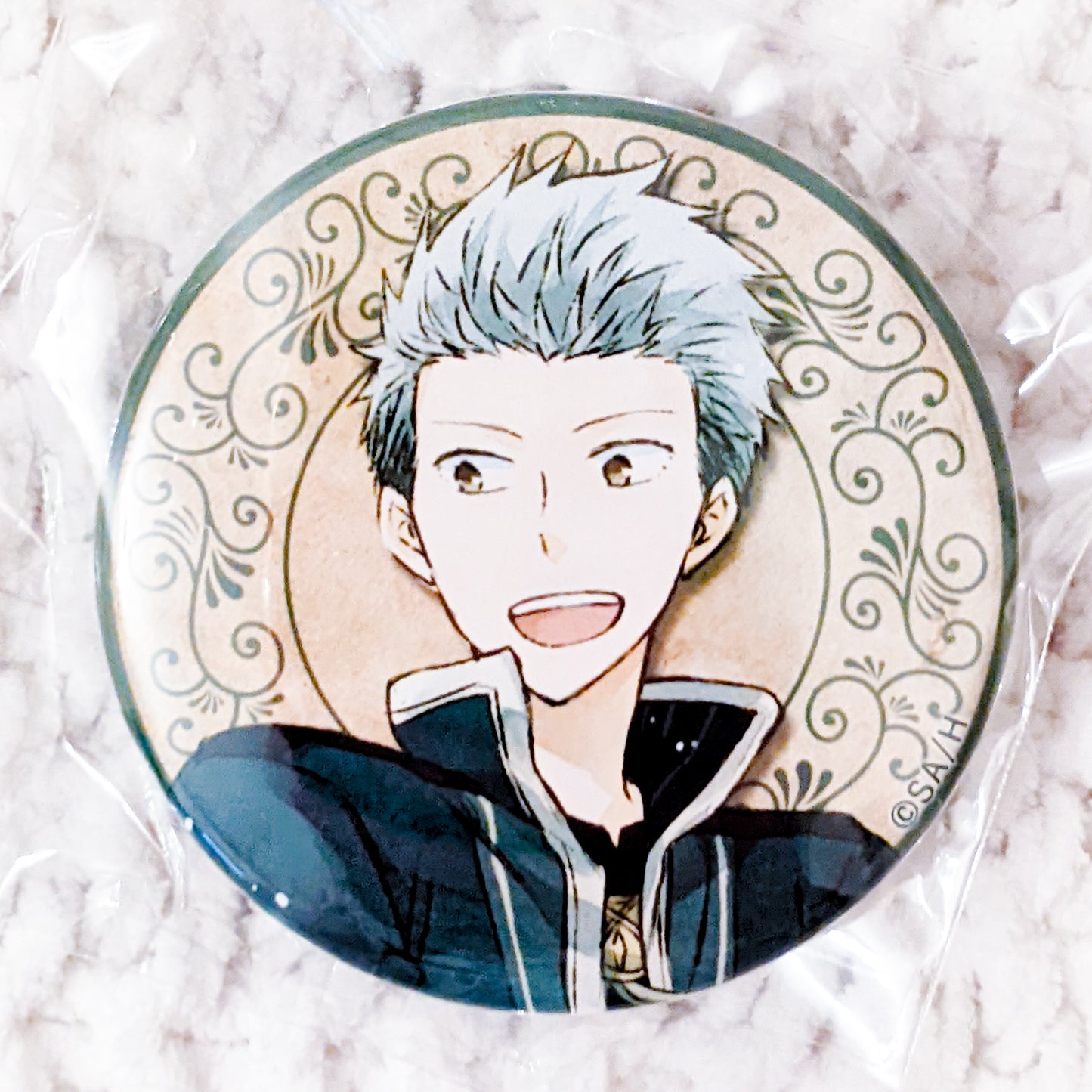 Mitsuhide Lowen - Snow White With The Red Hair Anime Pin Badge Button