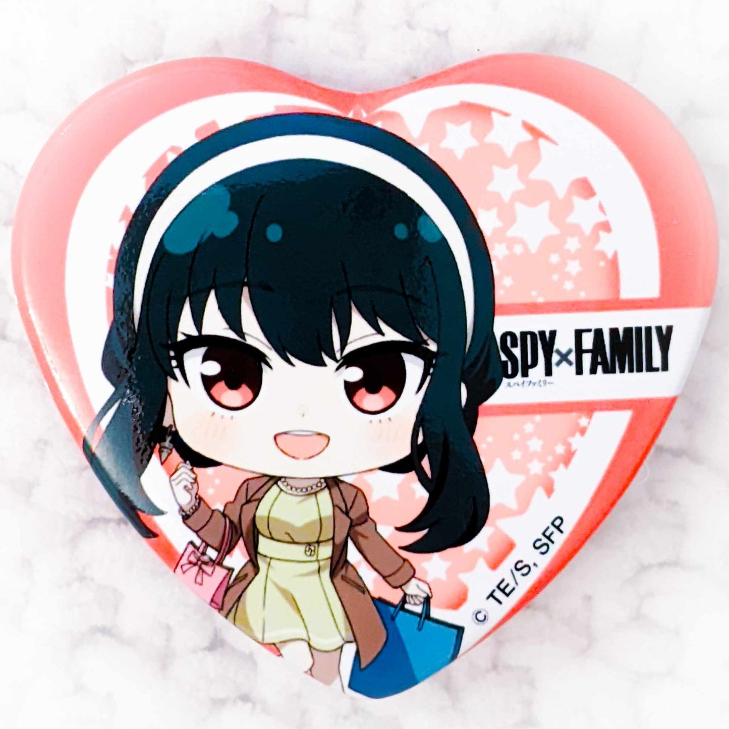 Yor Forger - SPY x FAMILY Anime Heart Shaped Pin Badge Button