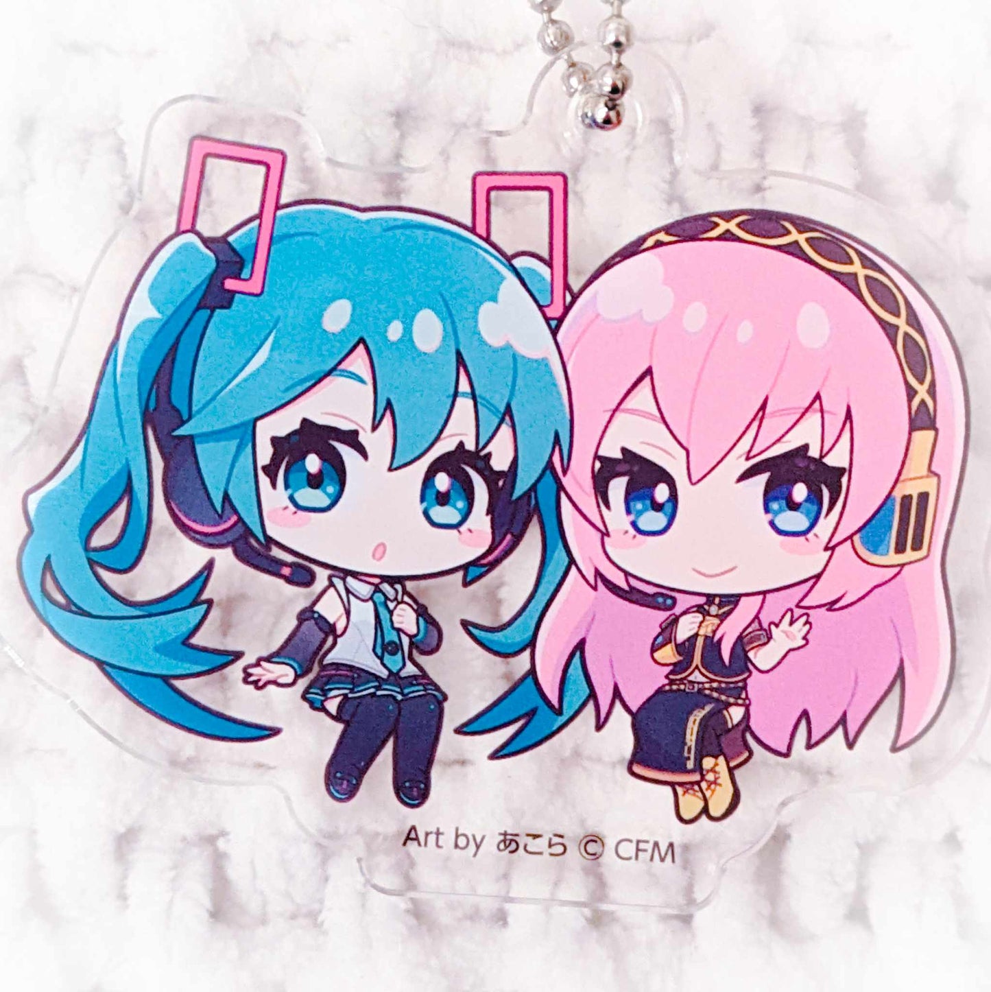 Hatsune Miku & Megurine Luka - Vocaloid 16th Birthday Collaboration Acrylic Keychain