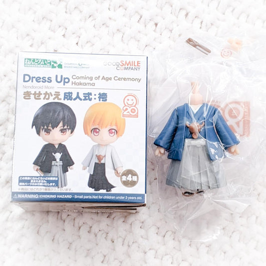 Nendoroid More Dress Up Outfit - Coming of Age Ceremony Kimono Hakama (BLUE)