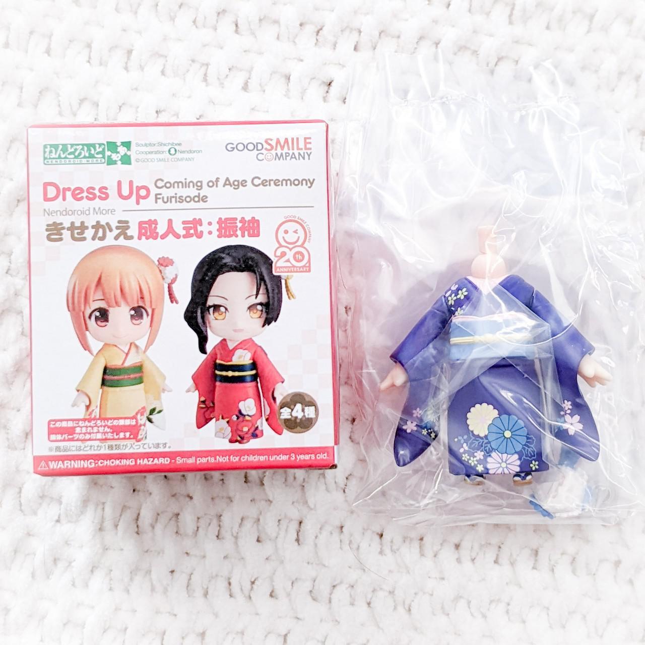 Nendoroid More Dress Up Outfit - Coming of Age Ceremony Kimono Furisode (BLUE)
