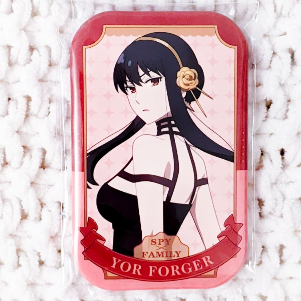 Yor Forger - SPY x FAMILY Anime Square Pin Badge Button